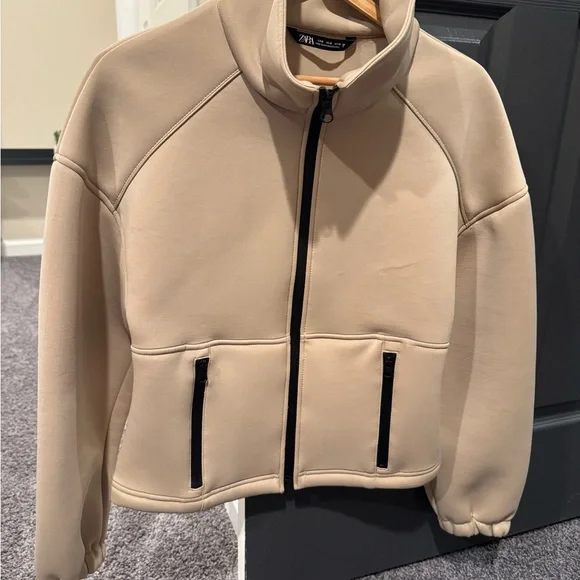 Zara Scuba Zip Up Jacket Size Small Beige Puff Sleeve Athleisure - Picture 8 of 11